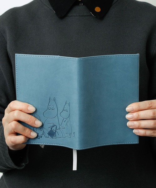 MOOMIN(ムーミン)の「MOOMIN ムーミン ブックカバー(本・レディース・ネイビー/ブルー系その他/オレンジ系その他/カーキ/ベージュ・FREE)」の4枚目の写真