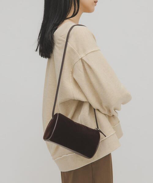 KBF(ケイビーエフ)の「ステッチデザインベロアミニBAG(ショルダーバッグ・レディース・ベージュ/ブラウン/ブラック・ONE)」の22枚目の写真