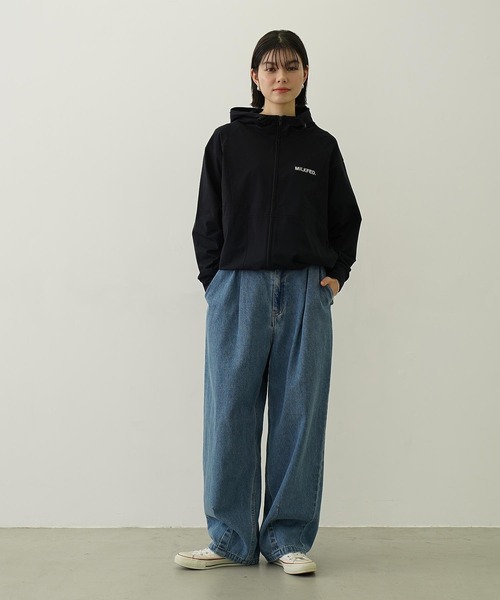 MILKFED.(ミルクフェド)の「TUCK DENIM PANTS(デニムパンツ・レディース・ライトブルー/ライトインディゴブルー/オフホワイト・M/S)」の10枚目の写真