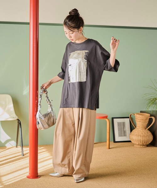FREAK'S STORE(フリークスストア)の「限定展開 箔 プリント ビック 半袖シャツ(Tシャツ)(Tシャツ/カットソー・レディース・オフホワイト/スミクロ/ライトグレー・フリ-)」の13枚目の写真