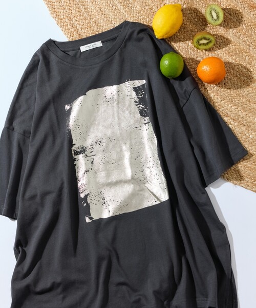 FREAK'S STORE(フリークスストア)の「限定展開 箔 プリント ビック 半袖シャツ(Tシャツ)(Tシャツ/カットソー・レディース・オフホワイト/スミクロ/ライトグレー・フリ-)」の18枚目の写真