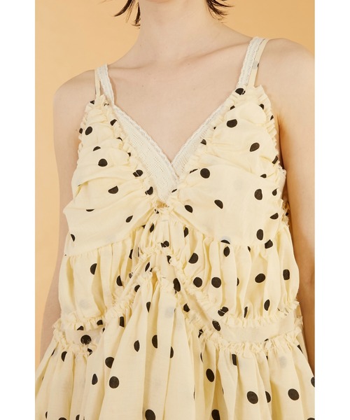 crinkle crinkle crinkle(クリンクルクリンクルクリンクル)の「【crinkle crinkle crinkle】frill gather volume camisole/フリルギャザーボリュームキャミソール(キャミソール・レディース・ベージュ/ブラック・FREE)」の6枚目の写真