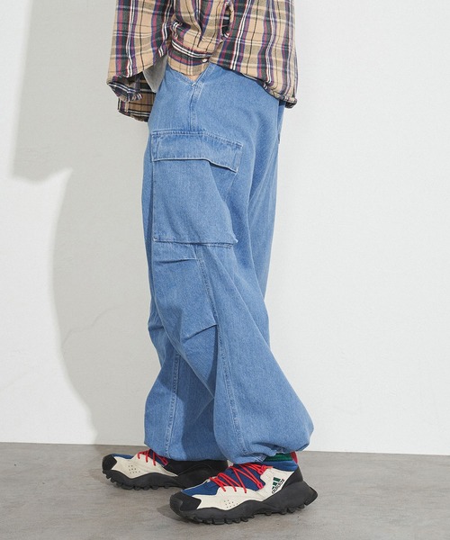 EDWIN(エドウィン)の「EDWIN エドウィン STEPMARK ワイドストレート デニム カーゴパンツ ユニセックス(デニムパンツ・メンズ・マスタード/パープル/オレンジ/オフホワイト/ターコイズブルー/ブラック/オリーブ/インディゴブルー/ダークインディゴブルー/ブルー系その他/ベージュ/ダークグレー・L/S/XL/M)」の18枚目の写真