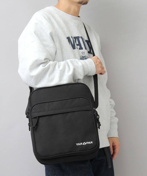 YAKPAK(ヤックパック)の「YAKPAK / ヤックパック / 撥水 600Dポリエステル / 縦型 ボックス ショルダーバッグ / white labela / ホワイトレーベル / BOX SHOULDER(ショルダーバッグ・メンズ・ブラック・FREE)」の20枚目の写真