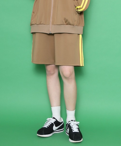 PUNYUS(プニュズ)の「フードトラックショートパンツ(その他パンツ・レディース・グリーン/ピンク/ライトパープル/オレンジ/サックスブルー/イエロー/レッド/ブルー/パープル/ブラック/ブラック系その他/ブラウン/ホワイト・3/4/2/1)」の5枚目の写真