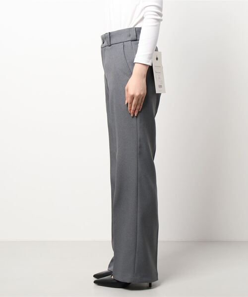 THE SHINZONE(ザ シンゾーン)の「CENTER PRESS PANTS(スラックス・レディース・グレー/ブラック/ホワイト/カーキ・38/36/32/0/34/TALL)」の17枚目の写真