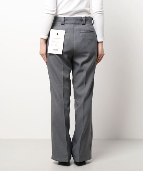 THE SHINZONE(ザ シンゾーン)の「CENTER PRESS PANTS(スラックス・レディース・グレー/ブラック/ホワイト/カーキ・38/36/32/0/34/TALL)」の16枚目の写真