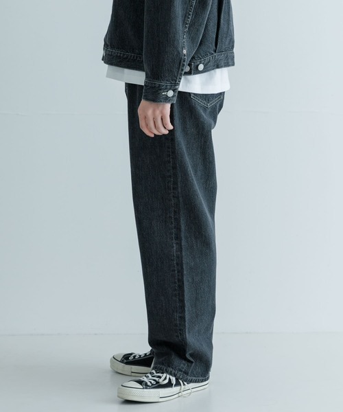 URBAN RESEARCH(アーバンリサーチ)の「new basic 13.5oz WIDE TAPERED PANTS(デニムパンツ・メンズ・ブラック/インディゴブルー・SMALL/MEDIUM/LARGE)」の17枚目の写真