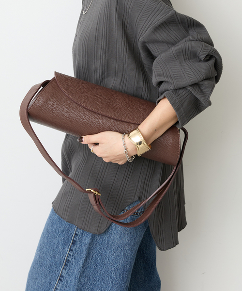 AULENTTI(オウレンティ)の「《追加》【AULENTTI/オウレンティ】ツツガタBAG ST-SS23-Y02MOD-DO(ショルダーバッグ・レディース・ブラック/ブラウン・FREE)」の7枚目の写真