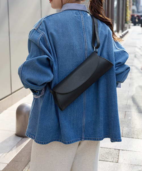 AULENTTI(オウレンティ)の「《追加》【AULENTTI/オウレンティ】ツツガタBAG ST-SS23-Y02MOD-DO(ショルダーバッグ・レディース・ブラック/ブラウン・FREE)」の21枚目の写真