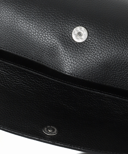 AULENTTI(オウレンティ)の「《追加》【AULENTTI/オウレンティ】ツツガタBAG ST-SS23-Y02MOD-DO(ショルダーバッグ・レディース・ブラック/ブラウン・FREE)」の9枚目の写真