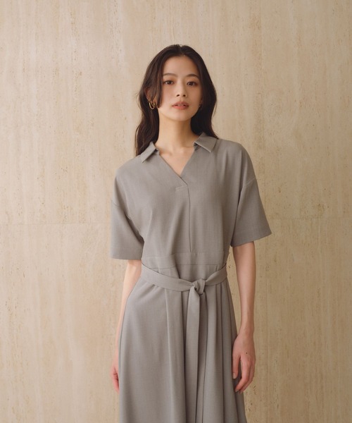 Andemiu(アンデミュウ)の「スキッパーシャツワンピース685204(ワンピース・レディース・ネイビー/ライトベージュ/ライトカーキ・FREE)」の4枚目の写真