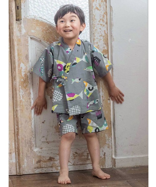 フェリシモMama(フェリシモママ)の「京都Subikiawa食器店さんとつくった レトロなじんべい(浴衣・キッズ・ブルーグレー/ブラック×レッド/ブルー系その他/グレー系その他・12/9/11/13/10)」の3枚目の写真
