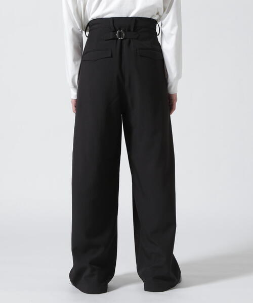 Toironier(トワロニエ)の「Toironier/トワロニエ/2Tuck Wide Pants-N(スラックス・メンズ・ブラック・1/2)」の4枚目の写真