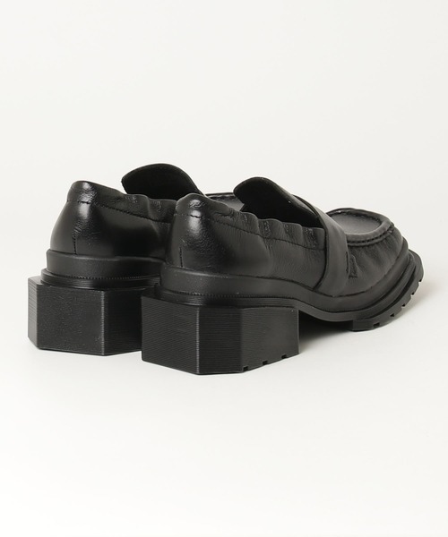 Dr. Martens(ドクターマーチン)の「Dr. Martens/ドクターマーチン MAYBOLE ローファー シューズ 42063001(ローファー・メンズ・ブラック・UK3/UK4/UK5/UK6/UK7/UK8/UK9)」の12枚目の写真