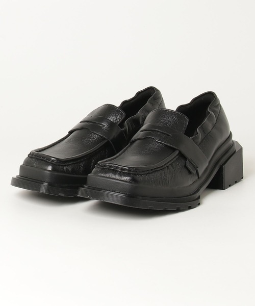 Dr. Martens(ドクターマーチン)の「Dr. Martens/ドクターマーチン MAYBOLE ローファー シューズ 42063001(ローファー・メンズ・ブラック・UK3/UK4/UK5/UK6/UK7/UK8/UK9)」の10枚目の写真