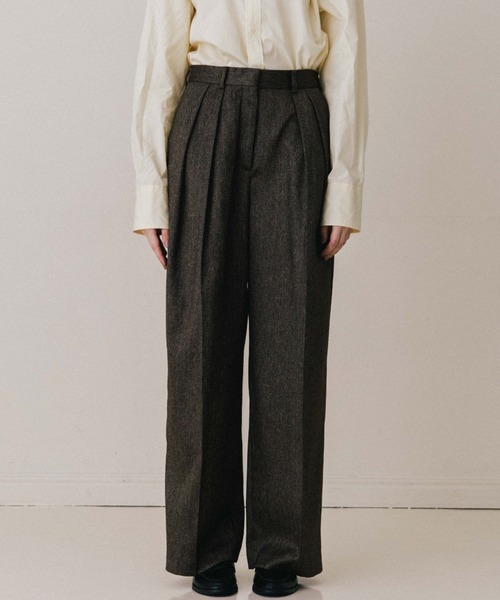 CREDONA(クレドナ)の「【THE C】ICHIGUN PANTS/イチグンパンツ(スラックス・レディース・ブラック/ベージュ/ブラウン/アイボリー・2/0/1)」の3枚目の写真