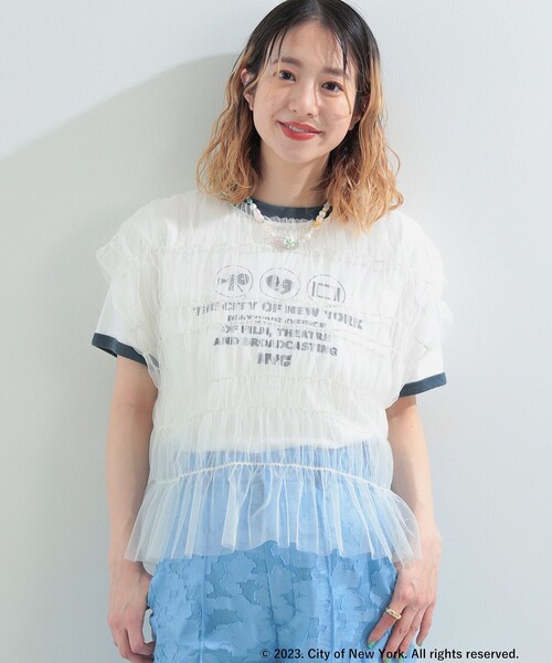Ray BEAMS(レイビームス)の「Ray BEAMS / チュール シャーリング Tシャツ(Tシャツ/カットソー・レディース・ブラック/ブラウン系その他5/ホワイト・ONE SIZE)」の5枚目の写真
