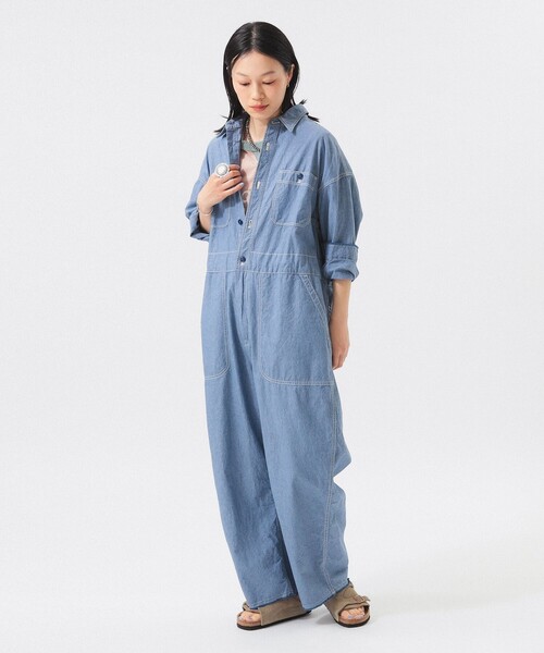 BEAMS BOY(ビームスボーイ)の「シャンブレー ステンシル オールインワン(サロペット/オーバーオール・レディース・ブルー系その他4/ブラック・ONE SIZE)」の1枚目の写真