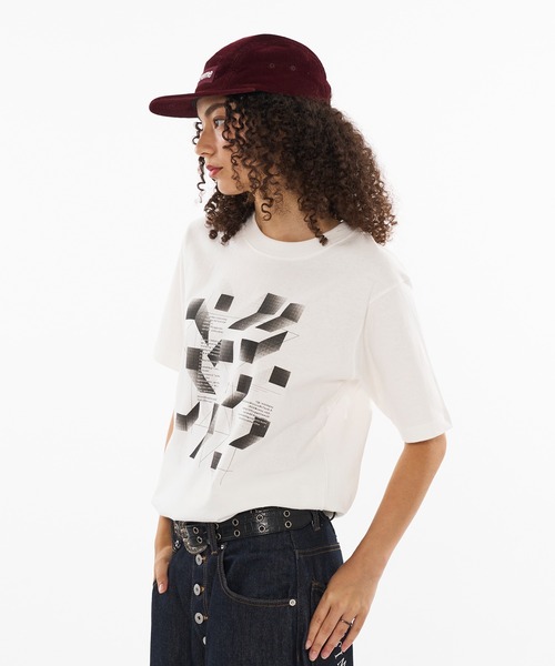 WISH FOR EVER(ウィッシュフォーエバー)の「DRAW CODE GEOMETRIC DESIGN T / ドローコードジオメトリックデザインTシャツ(Tシャツ/カットソー・メンズ・ネイビー/ブラック/オフホワイト・LARGE/SMALL/MEDIUM)」の20枚目の写真