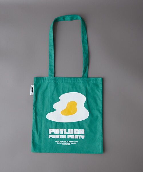 BIRTHDAY BAR(バースデイバー)の「【クリエイター「FLINT MASON」× BIRTHDAY BAR 初コラボ!】POTLUCK PASTA PARTYトートバッグ(トートバッグ・レディース・ベージュ/オレンジ/ブラック/グリーン・0)」の3枚目の写真