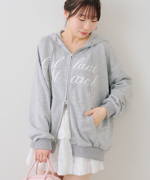 continuer de NICE CLAUP(コンティニューデナイスクラップ)の「ロゴ刺繍ラメ裏毛パーカー(パーカー・レディース・ピンク/その他11/ブラック/オフホワイト/トップグレー・FREE)」の4枚目の写真