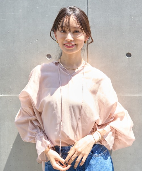 【一部店舗限定】シアーバックシャンキャンディースリーブブラウスの16枚目の写真