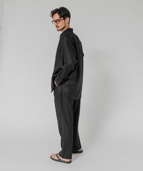 URBAN RESEARCH(アーバンリサーチ)の「LINEN WIDE EASY PANTS(その他パンツ・メンズ・ブラック/ベージュ/ネイビー・MEDIUM/LARGE)」の4枚目の写真