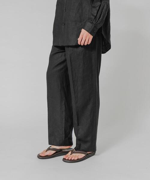 URBAN RESEARCH(アーバンリサーチ)の「LINEN WIDE EASY PANTS(その他パンツ・メンズ・ブラック/ベージュ/ネイビー・MEDIUM/LARGE)」の6枚目の写真