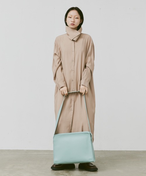 FEKETE(フェケテ)の「FEKETE LOGO VEGAN LEATHER BIG SHOULDER BAG / フェイクレザービッグショルダーバッグ(ショルダーバッグ・メンズ・ミント/ブラック/オフホワイト・FREE)」の10枚目の写真