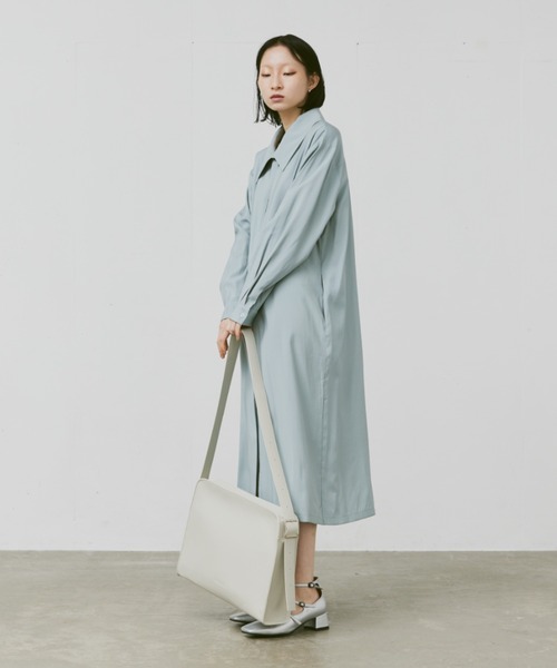 FEKETE(フェケテ)の「FEKETE LOGO VEGAN LEATHER BIG SHOULDER BAG / フェイクレザービッグショルダーバッグ(ショルダーバッグ・メンズ・ミント/ブラック/オフホワイト・FREE)」の18枚目の写真
