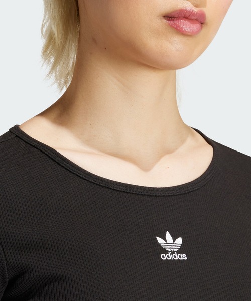 エッセンシャルズ リブ クロップ 長袖Tシャツ / ロンT / アディダスオリジナルス adidas Originalsの4枚目の写真