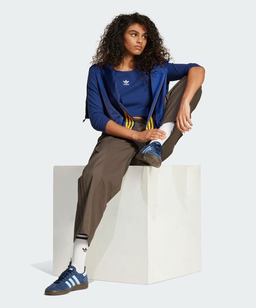 エッセンシャルズ リブ クロップ 長袖Tシャツ / ロンT / アディダスオリジナルス adidas Originalsの9枚目の写真