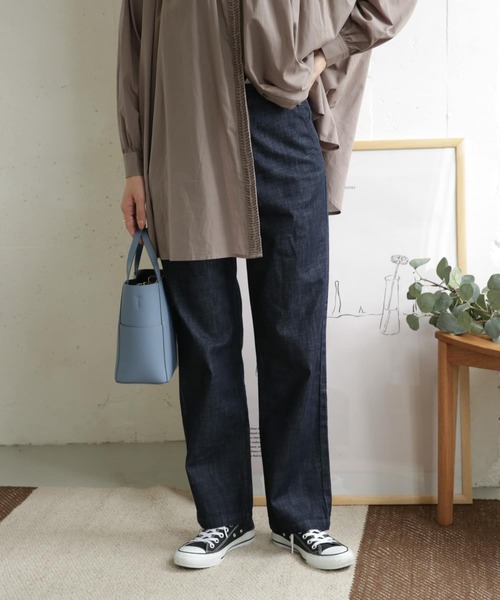 URBAN RESEARCH DOORS(アーバンリサーチドアーズ)の「デニムワイドパンツ(デニムパンツ・レディース・ワンウォッシュ/インディゴブルー・38/40/36)」の4枚目の写真