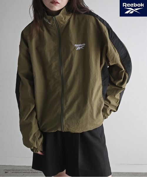 COURO(コウロ)の「【Reebok/リーボック】 別注スモールベクター刺繍裾ドロストナイロンジャケット(ナイロンジャケット・レディース・ネイビー/チャコール/アイボリー/ブラック/ライトグレー/カーキ/グリーン系/ダークブラウン/グレイッシュブルー/ライトグリーン・M/L/XL)」の6枚目の写真
