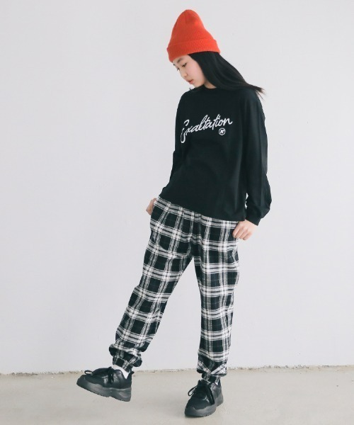 jeans-b(ジーンズベー)の「Jeans-b/ジーンズベー スラッシュロングTシャツ(Tシャツ/カットソー・キッズ・オフホワイト/サンドベージュ/ブラック・160cm/140cm/150cm/130cm)」の21枚目の写真
