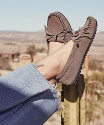 Minnetonka | 【サイズ22cm~26cmまで】MINNETONKA(ミネトンカ) / スエードモカシンシューズ KILTY SUEDE MOC(モカシン/デッキシューズ)