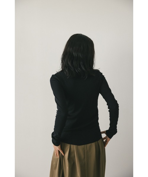 STYLEMIXER(スタイルミキサー)の「ハーフジップハイネックトップ(Tシャツ/カットソー・レディース・ブラック/ベージュ/グリーン・FREE)」の6枚目の写真