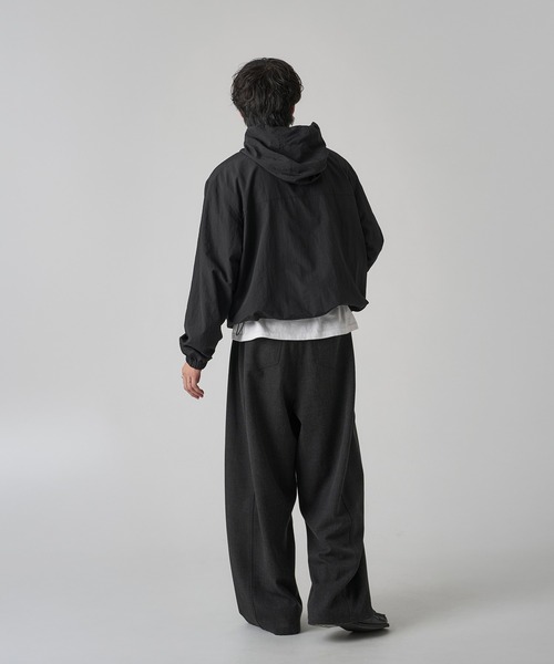 kutir(クティール)の「NYLON REVERSIBLE MOUNTAIN PARKER/ナイロンリバーシブルマウンテンパーカー(マウンテンパーカー・メンズ・ネイビー/ライトグレー/ブラック・LARGE/MEDIUM/SMALL)」の8枚目の写真