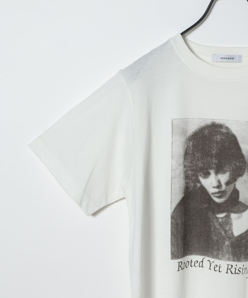 JEANASIS(ジーナシス)の「vintage nostalgic graphic print TEE/683775(Tシャツ/カットソー・レディース・ホワイト系その他/ブラック系その他/イエロー系その他・MEDIUM/LARGE)」の7枚目の写真