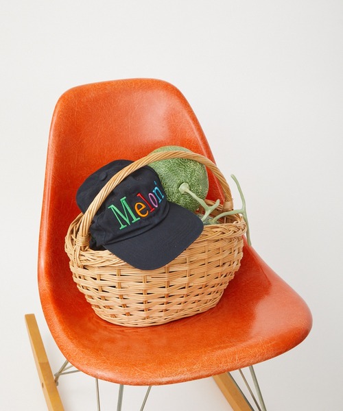 byeA.(バイエー)の「byeA. NOT APPLE CAP / 帽子 / キャップ / ベーシック / カジュアル / ユニセックス / コラボ / バイエー / 刺繍 / ロゴ(キャップ・メンズ・B/A/C/D/E/F・FREE)」の2枚目の写真