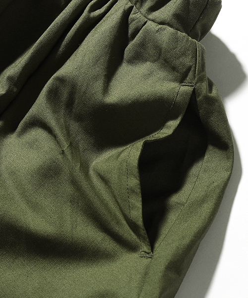 devirock(デビロック)の「膝丈ボリュームギャザースカート スカッツ(スカート・キッズ・ブラック/カーキ/レッド系その他/ブラウン/ピンク系その他/オレンジ系その他/ベージュ・100cm/110cm/120cm/130cm/140cm/150cm/160cm)」の9枚目の写真