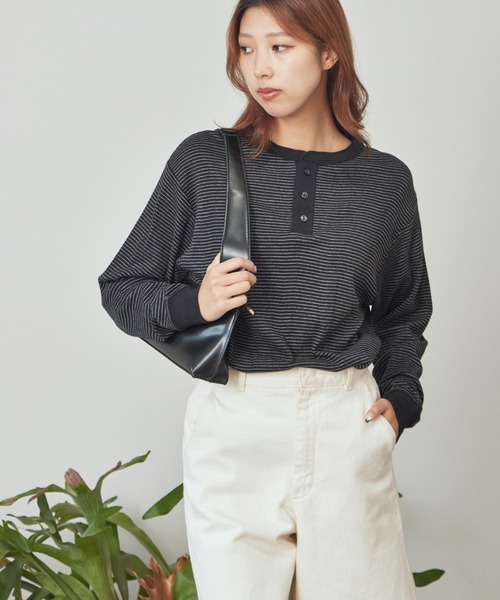 MILLER(ミラー)の「R.P.miller/ミラー パネルリブ CF ヘンリーネック 長袖カットソー H/N 夏服(Tシャツ/カットソー・レディース・ホワイト/ブラック/グレー/ホワイト系/ブラック系・LL/L/M)」の22枚目の写真