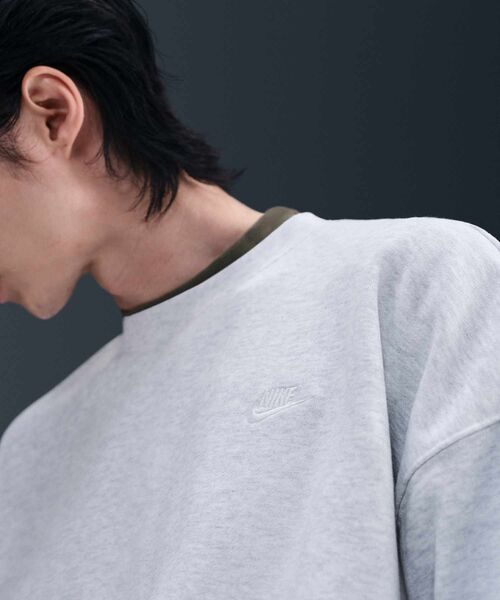 NIKE(ナイキ)の「ナイキ クラブ フリース メンズ オーバーサイズド フレンチテリー クルー / Nike Club Fleece Men's Oversized French Terry Crew HJ1820-051 Birch Heather(スウェット・メンズ・ミックスグレー・XL/L/M/2XL/S)」の14枚目の写真
