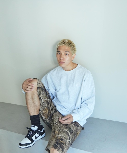 NIKE(ナイキ)の「ナイキ クラブ フリース メンズ オーバーサイズド フレンチテリー クルー / Nike Club Fleece Men's Oversized French Terry Crew HJ1820-051 Birch Heather(スウェット・メンズ・ミックスグレー・XL/L/M/2XL/S)」の11枚目の写真