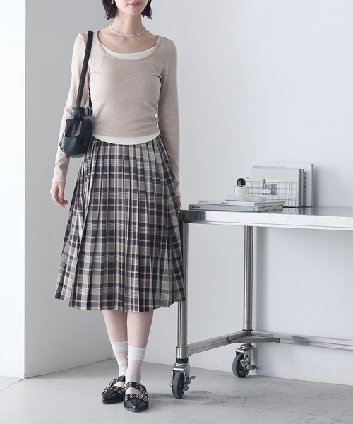 forksy.(フォルクシー)の「【forksy.】ミドル丈アソートプリーツチェックスカート(スカート・レディース・ネイビー系/レッド系/ベージュ系・FREE)」の14枚目の写真