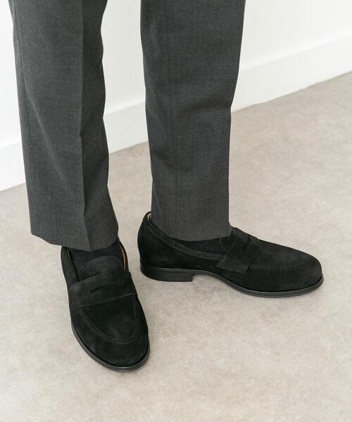 URBAN RESEARCH DOORS(アーバンリサーチドアーズ)の「LIFE STYLE TAILOR マルチスペックスエードコインローファー(ドレスシューズ・メンズ・ブラック・8/8.5/7.5/7)」の2枚目の写真