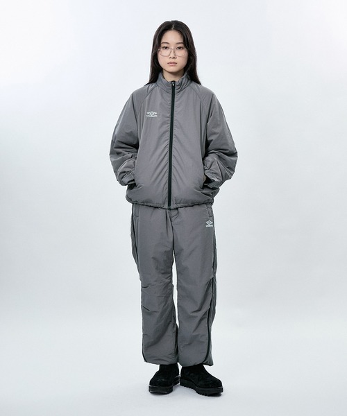 M TO R(ムウトアール)の「【UMBRO x BELPER xM】24AW PADDED TRACK PANTS(その他パンツ・メンズ・ブラック/グレー・L/M/XL)」の6枚目の写真