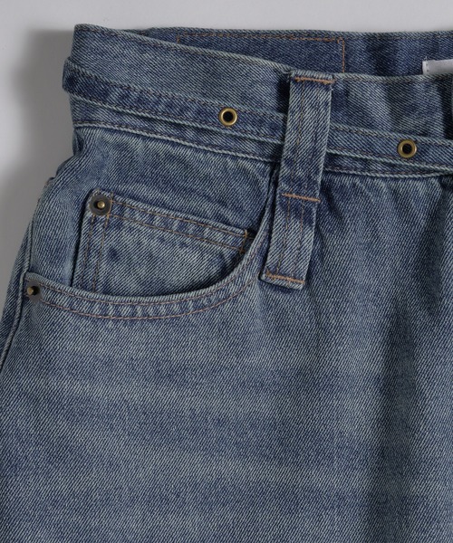 MUHET(ミュエータ)の「belted curve denim pants / ベルト付きカーブデニムパンツ(デニムパンツ・レディース・ライトインディゴブルー/インディゴブルー/ブラック/ブルー系その他・LARGE/MEDIUM/SMALL)」の17枚目の写真