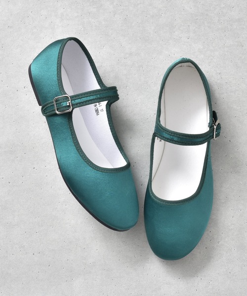 SVEC(シュベック)の「カンフーシューズ kung fu Shoes / ストラップパンプス(バレエシューズ・レディース・ブラック/ネイビー/レッド/ブラック系その他/シルバー/ブラック系その他2/レオパード/レッド系その他/ベージュ/ゴールド/ベージュ系その他/ブラウン系その他/グレー系その他/ベージュ系その他2/ブラウン/ブラック系その他3/ブラウン系その他2/ホワイト/グリーン系その他/ブラック系その他4/グリーン系その他2/チョコ/グレイッシュベージュ・38/39/35/36/37/40/32/26/28/34/30)」の16枚目の写真